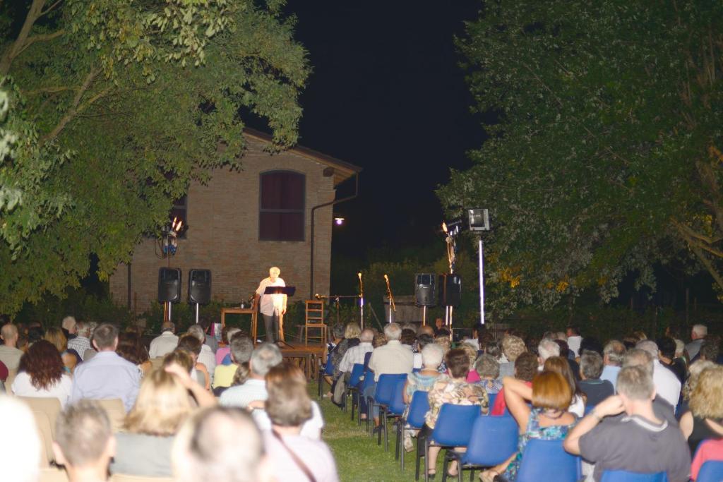 Societa Agricola Le More Agriturismo La Dondina Budrio  Dış mekan fotoğraf